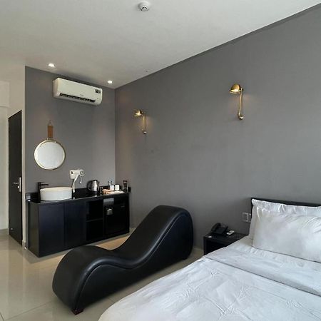 A in Hotel Riverside Ho Chi Minh-stad Buitenkant foto